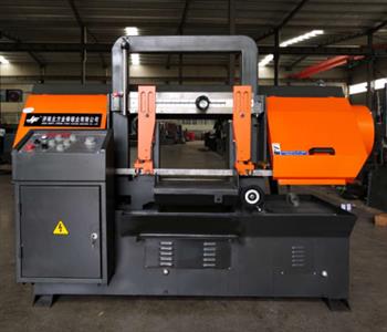 臥式帶鋸床，一種應用廣泛的鋸切設備